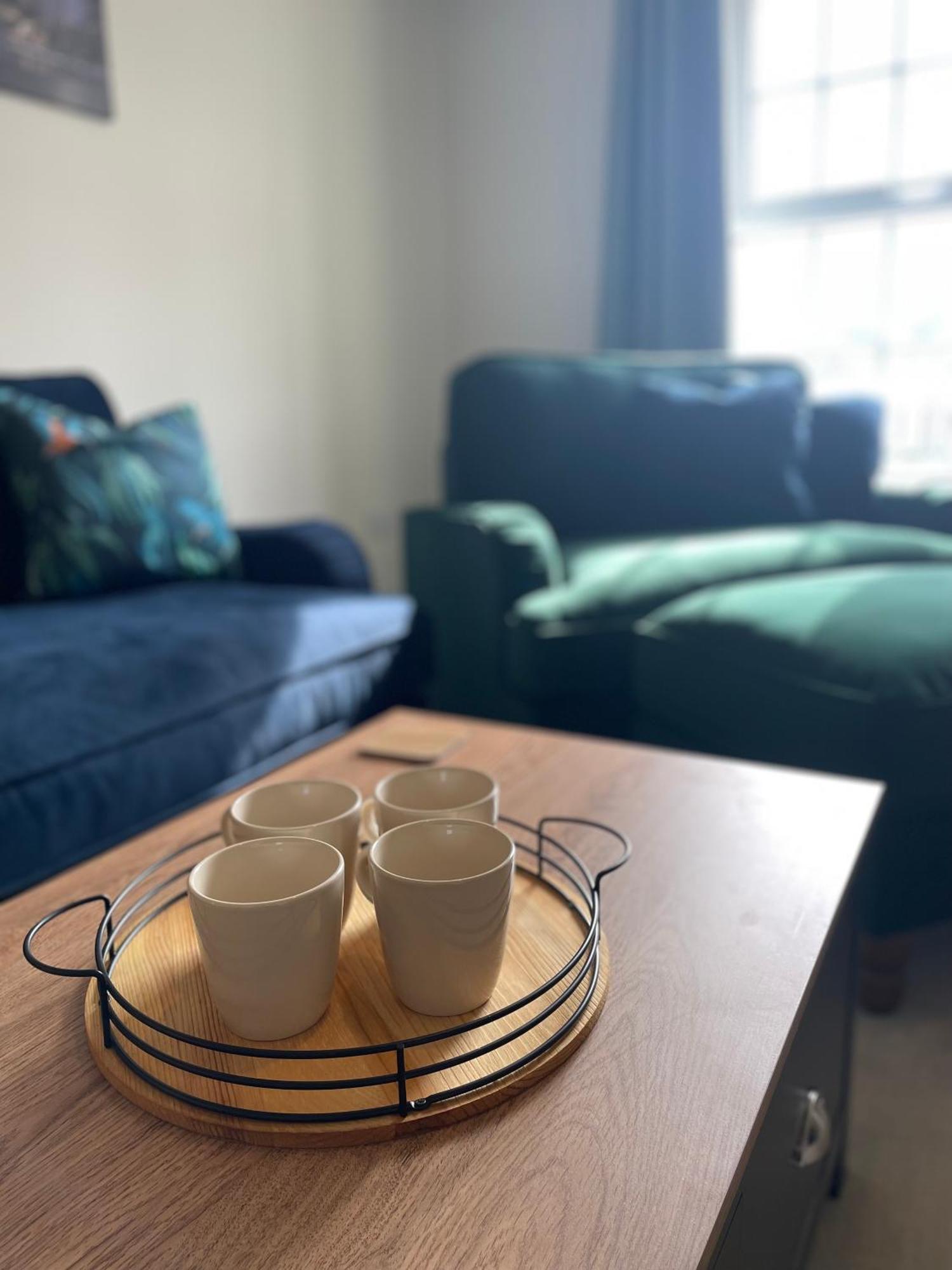 3-Bedroom Luxury Stay With Free Parking Маркет Харбъро Екстериор снимка
