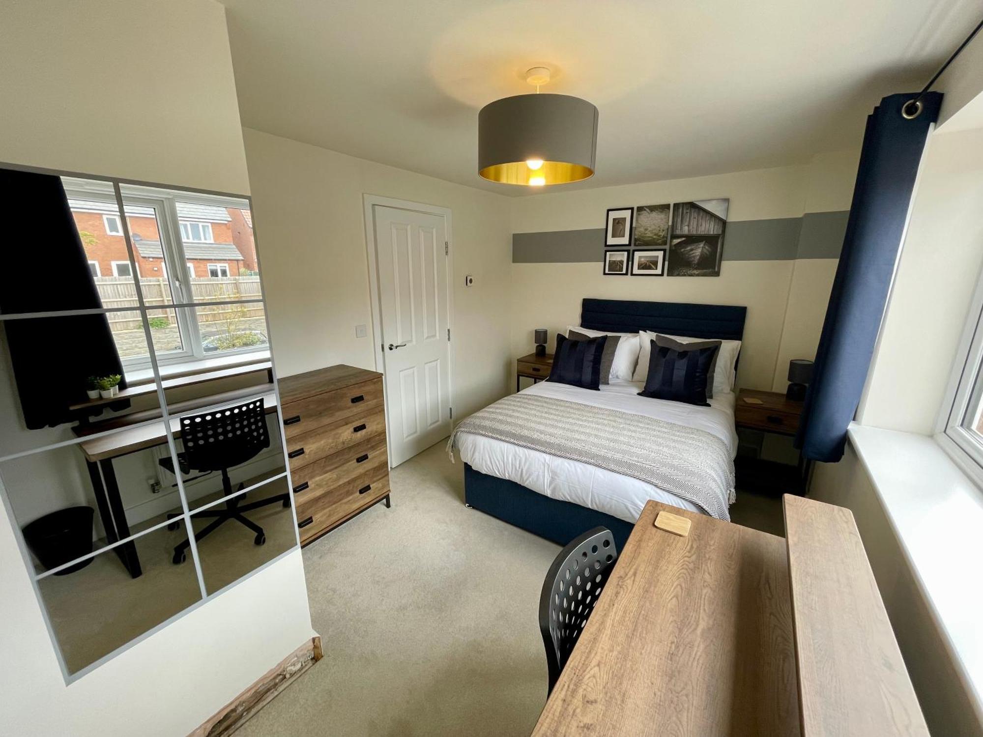 3-Bedroom Luxury Stay With Free Parking Маркет Харбъро Екстериор снимка